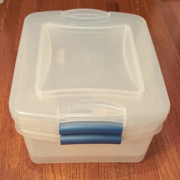 Sterilite Clear Storage Container with Blue Handle 15 Qt. 14L Bundle of 2 - Picture 1 of 4